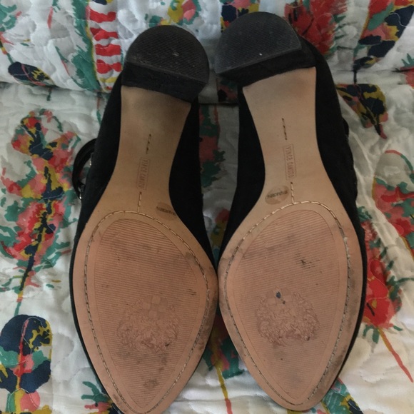 Vince Camuto Suede Gold button block black heel - Picture 4 of 4